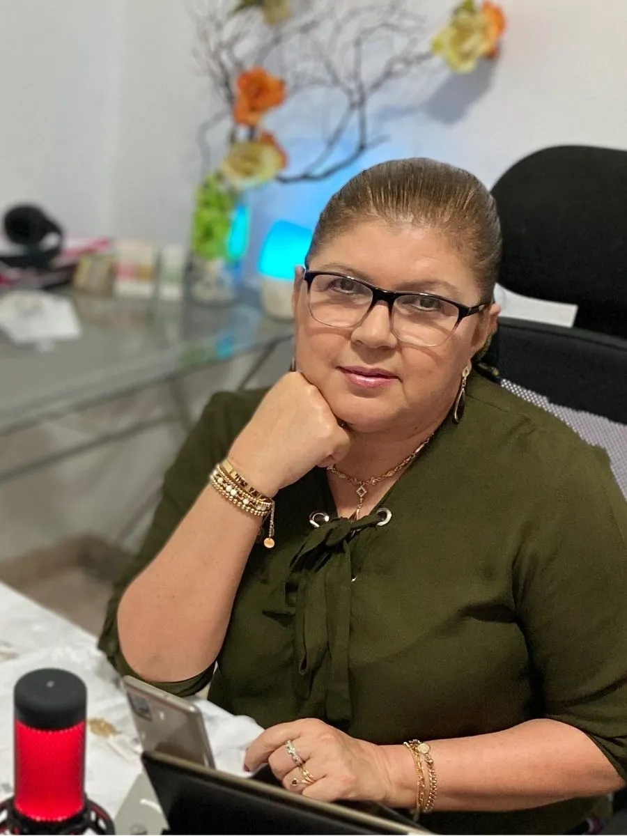 Lydia Hernández, mentora de emprendimiento desde casa